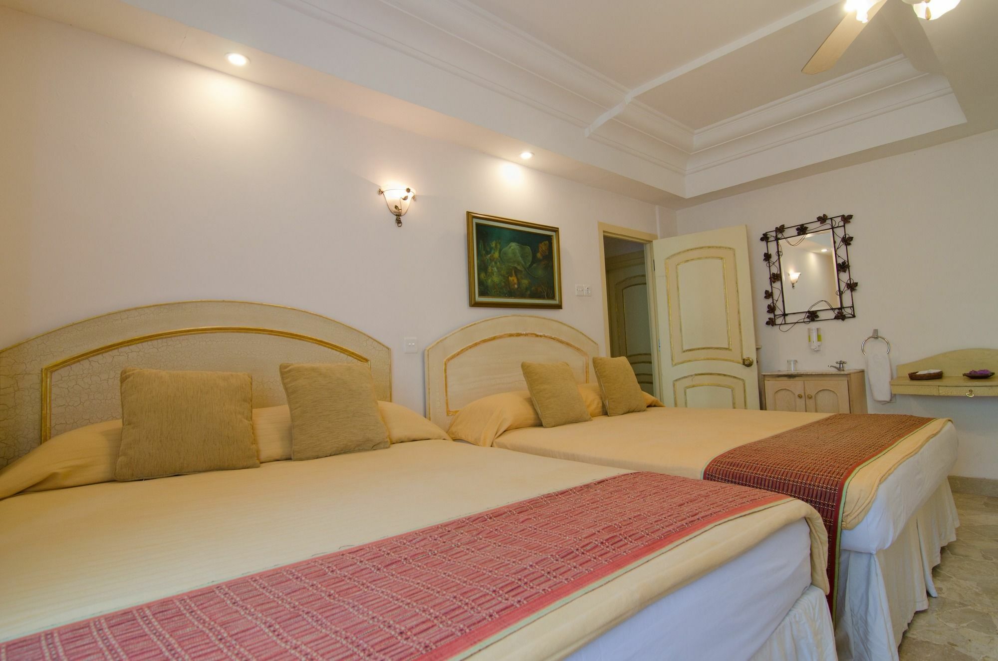 Club Bali Suites At Kota Bunga Cipanas  Exterior foto